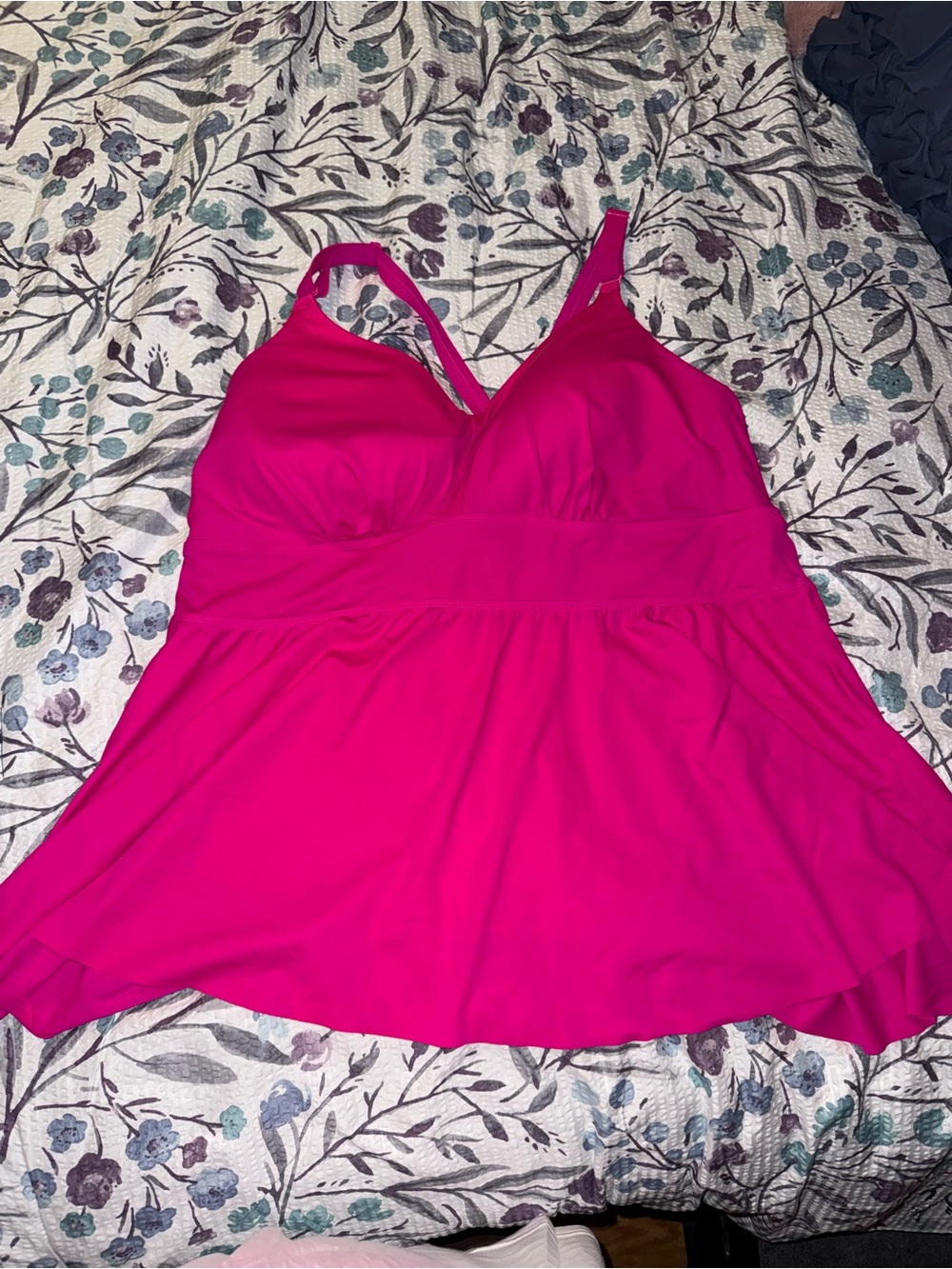 torrid Bright Fuchsia Pink V-Neck Swim Tankini Top